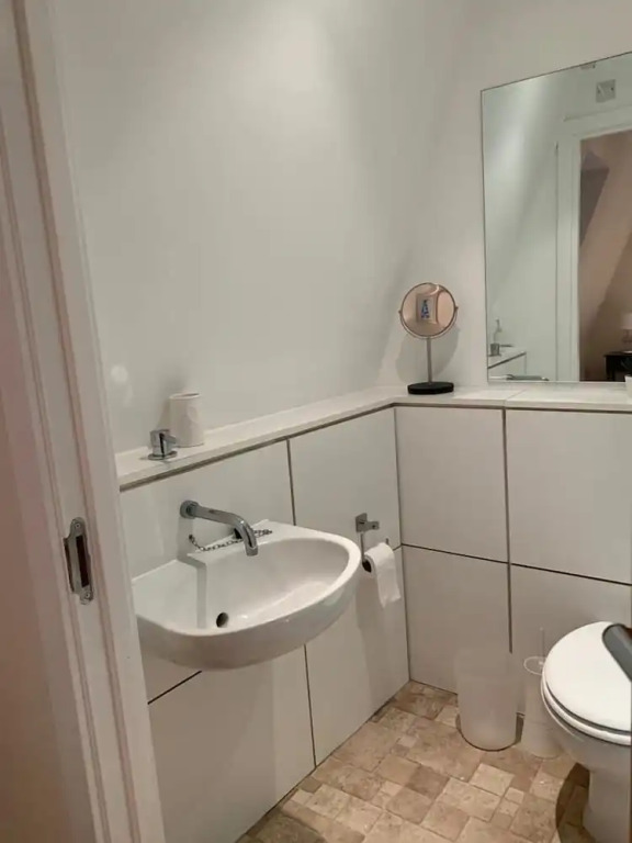 The Riding Gate Apartment