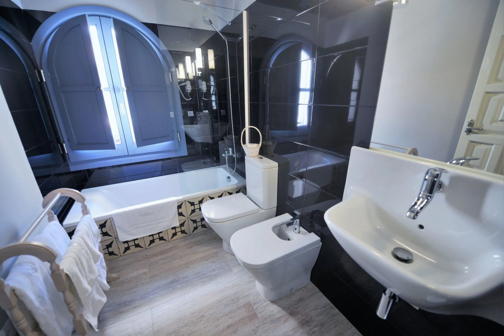 ApartaSuites Alberca Deluxe