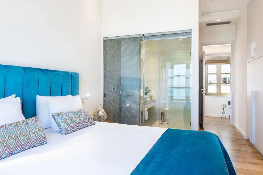 Avra Apartments Kolymbari Harbour