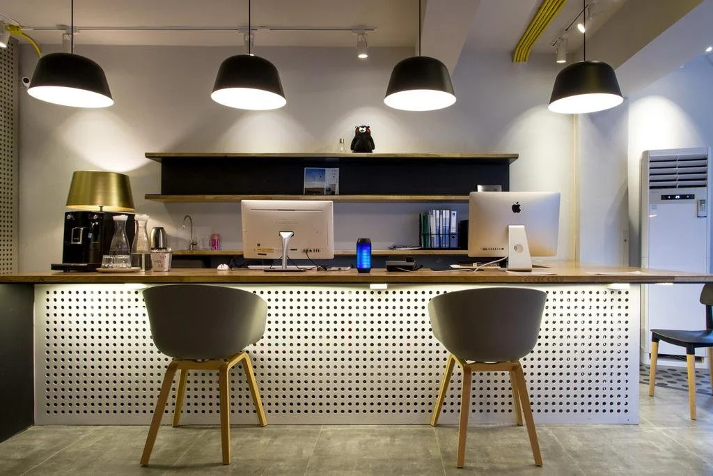 Metro Hub Hostel