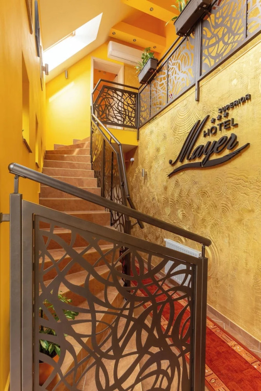 Hotel Mayer Alsóörs