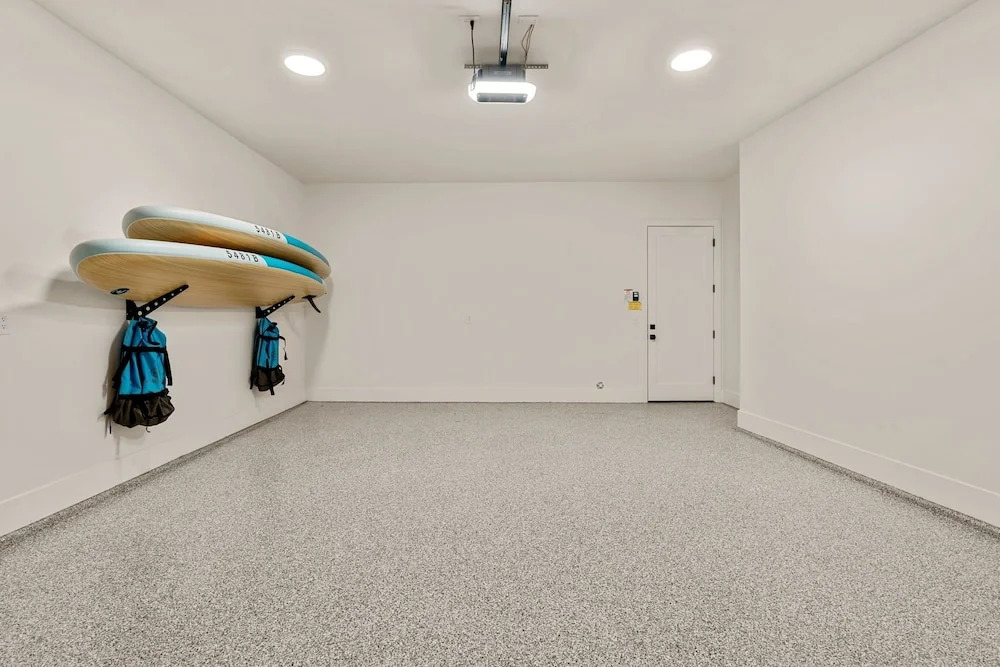 Barefoot Beach House B + C 6 Bedroom Home