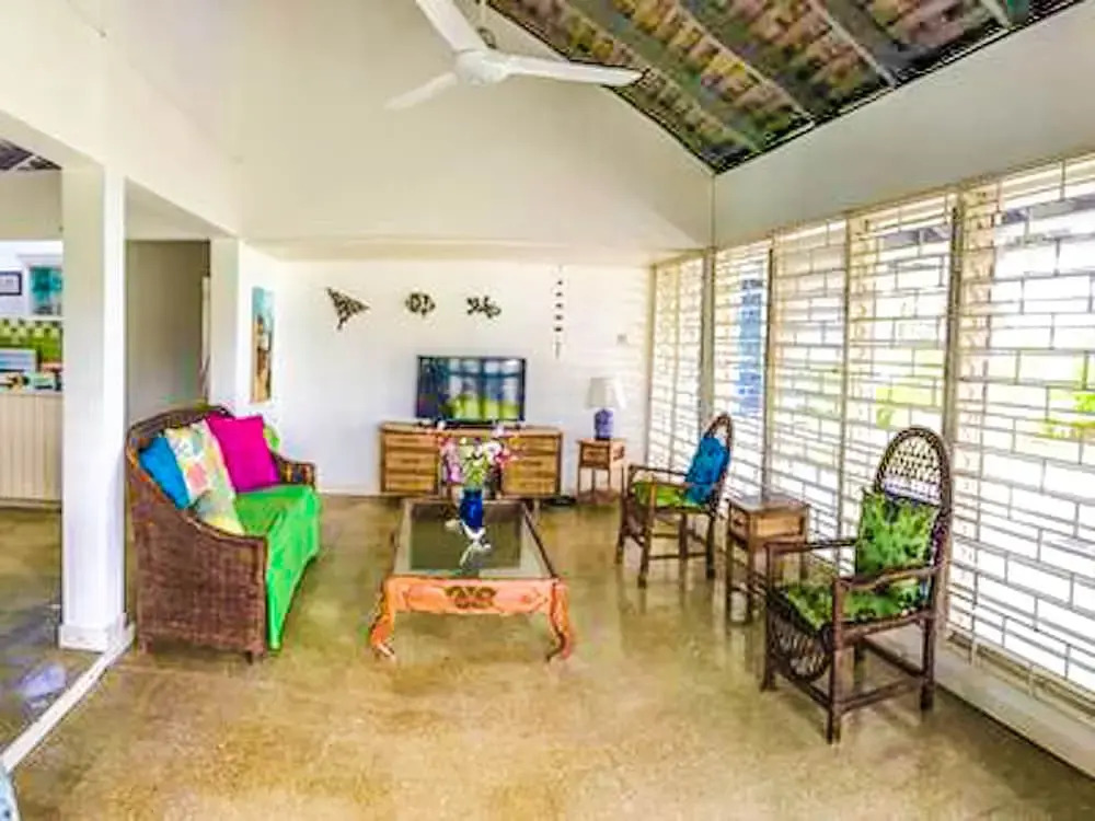 Island Breeze Beach Villa