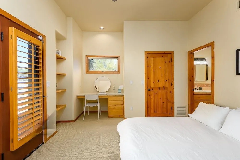 Casa Sanctuary 5 Bedroom Home by Redawning