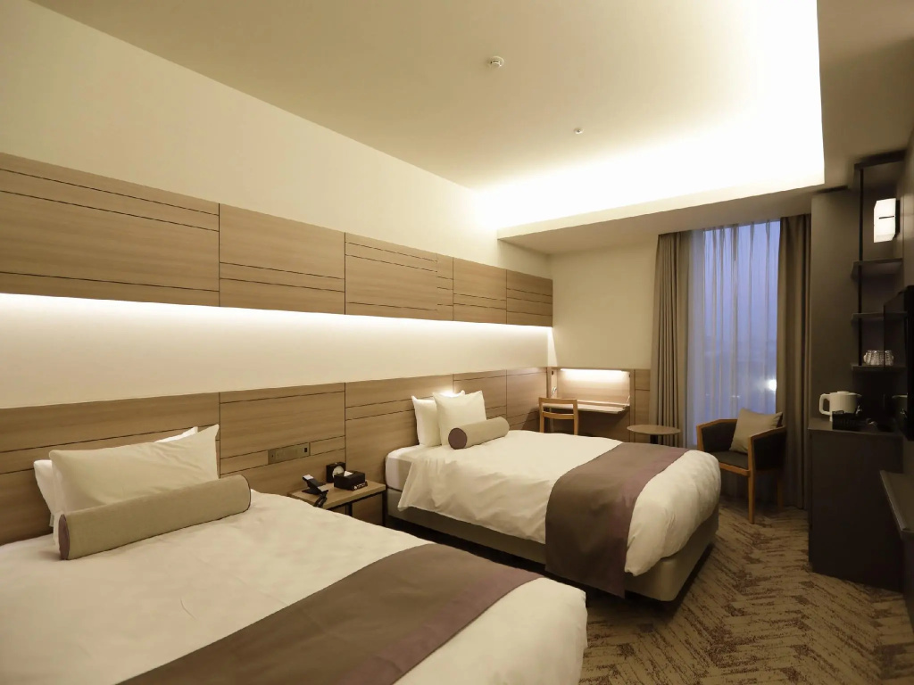 Nihon Seinenkan Hotel
