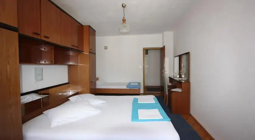 Rooms & Apartments Dolac