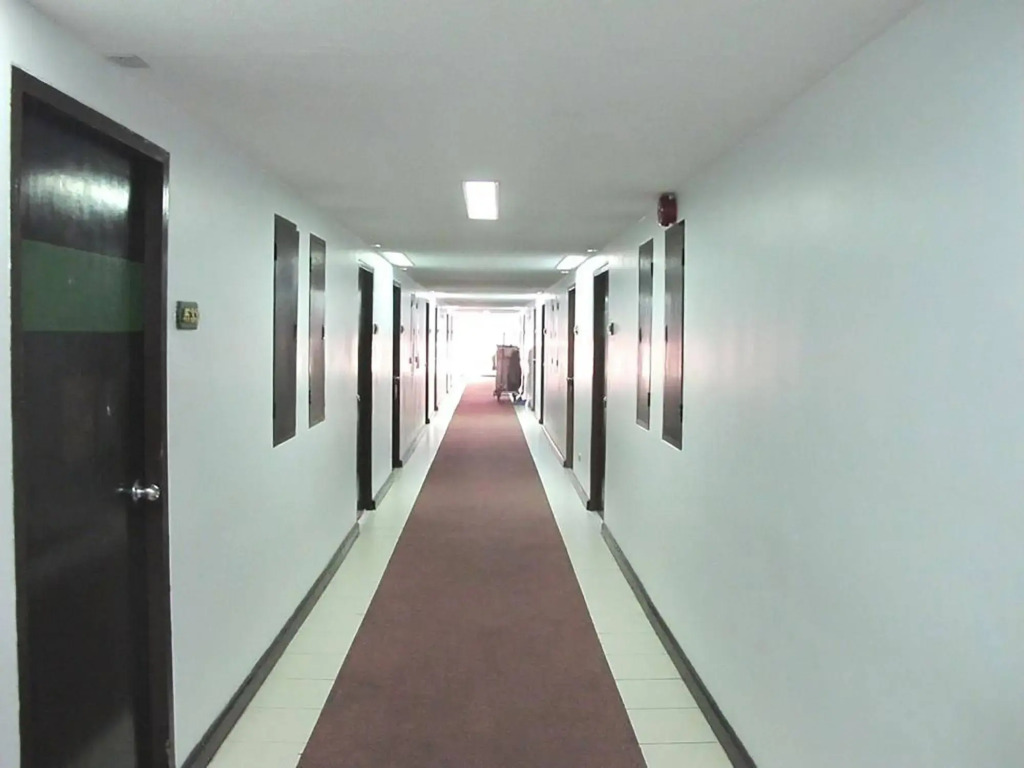 Diamond Beach Hotel
