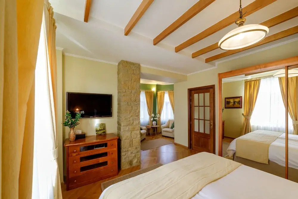 Zaivan Retreat