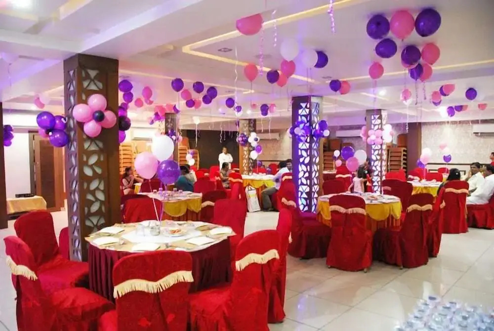 OYO 13494 Hotel Nakshatra Inn