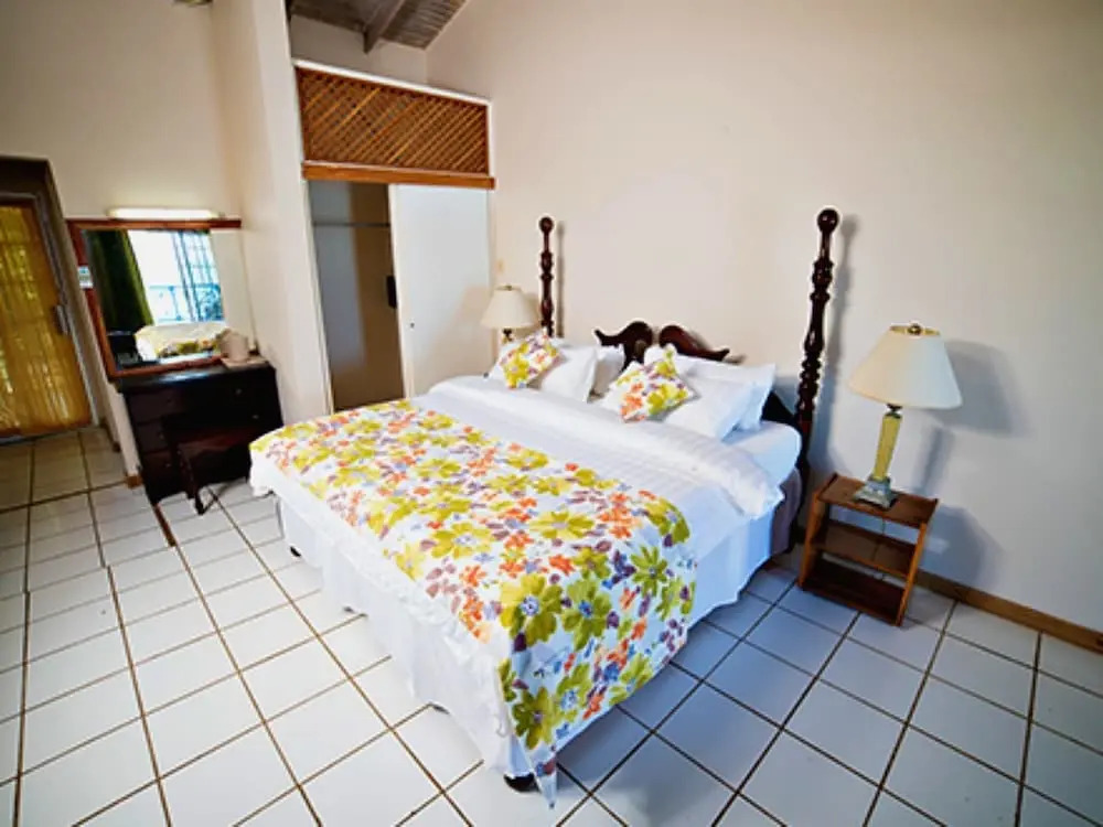 Treasure Beach Inn and Bar