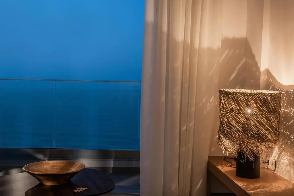 Khroma Luxury Suite 1 Beach front apartment