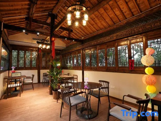 JiangShen Grass Pavilion