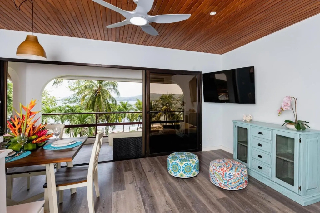 Flamingo Marina Cove 404- Oceanfront condo