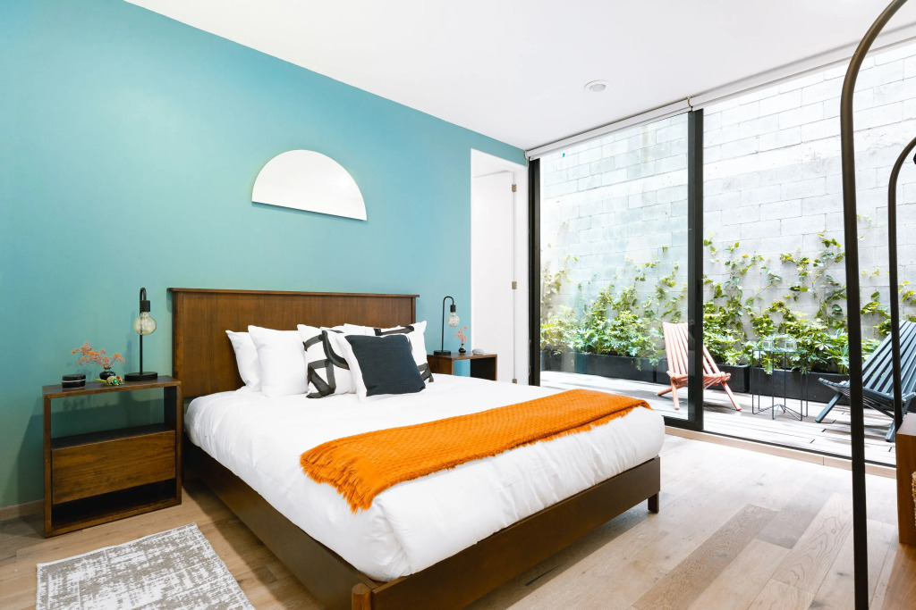 Casai Huge and Incredible 2BR 2BA Apt in the Heart of La Condesa