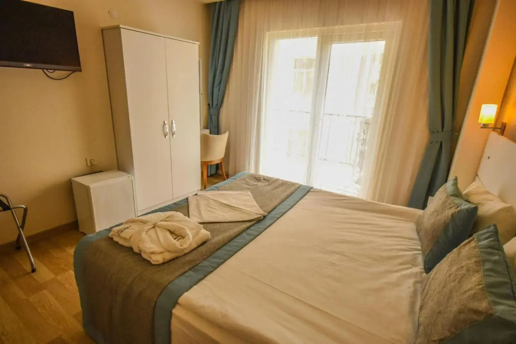 ParionHouse Hotel