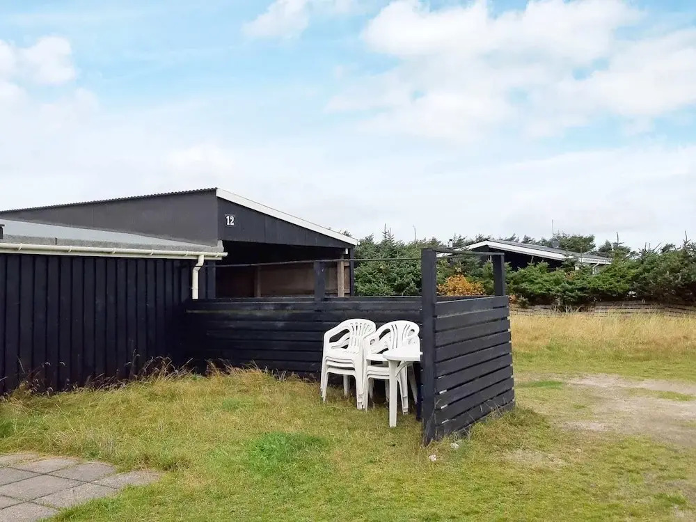 6 person holiday home in Harboøre