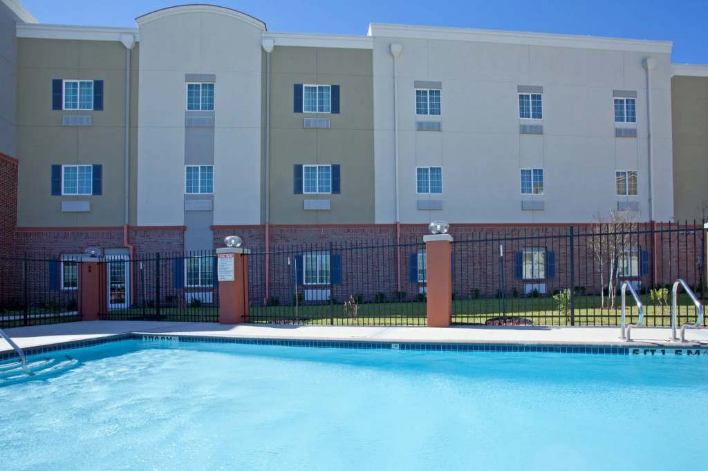 Candlewood Suites League City by IHG