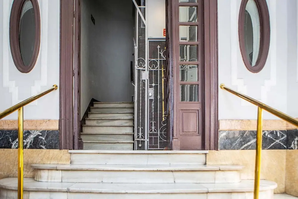 Beautiful 4 Bed 2 Bath Apt in Salamanca