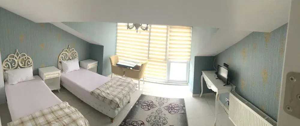 Montino Hotel
