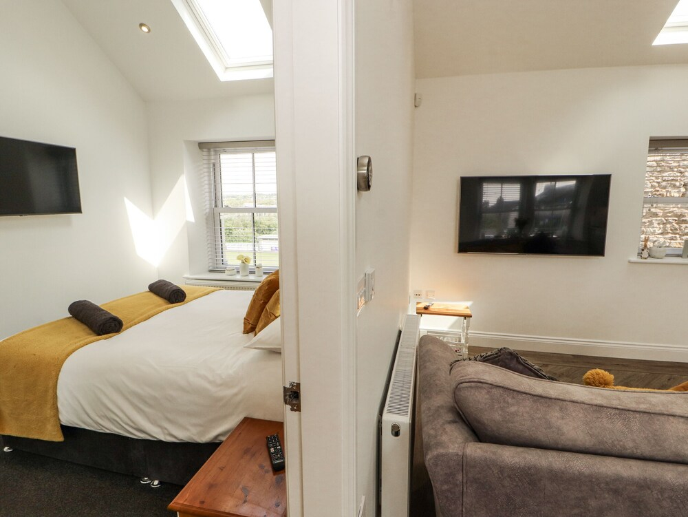 Lakes View Apartment 2