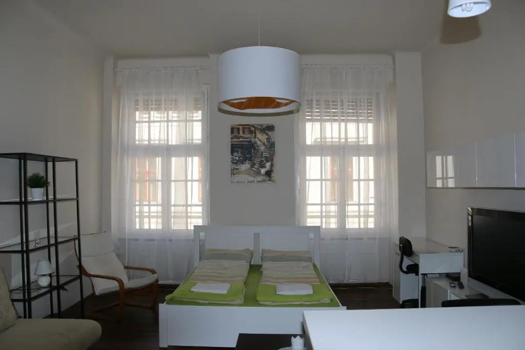 Arany Janos Apartman