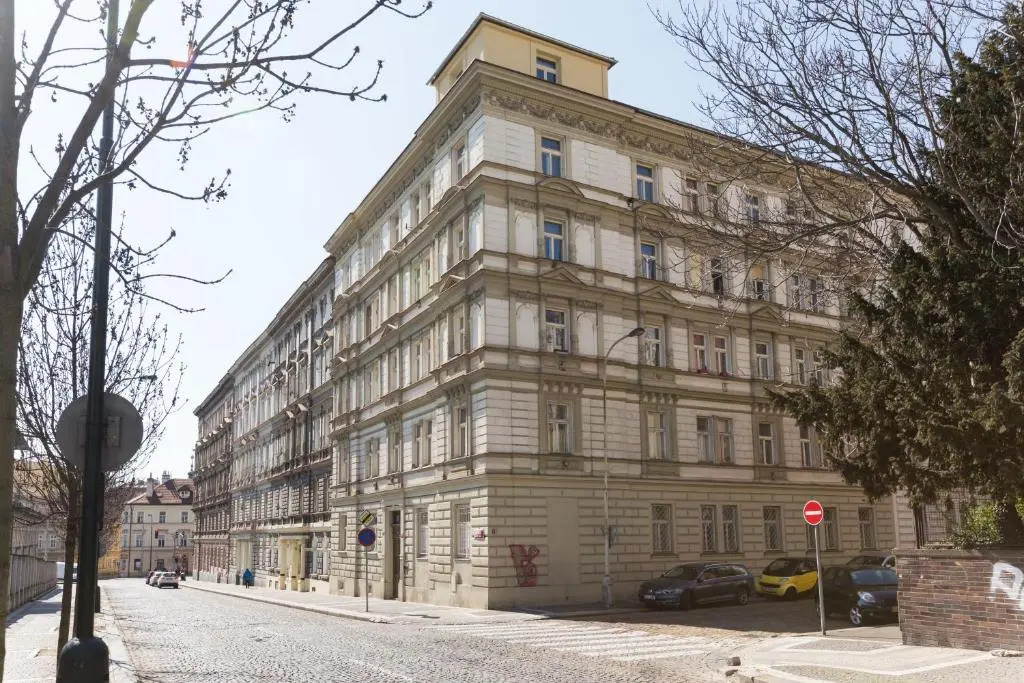 Benatska Apartment