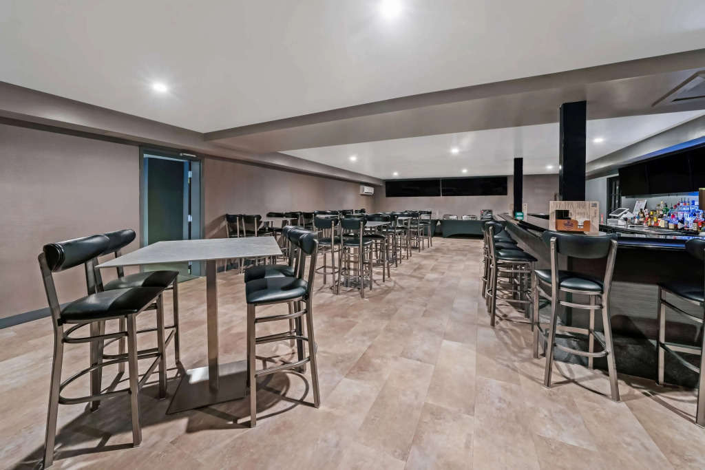 Americas Best Value Inn Foxboro