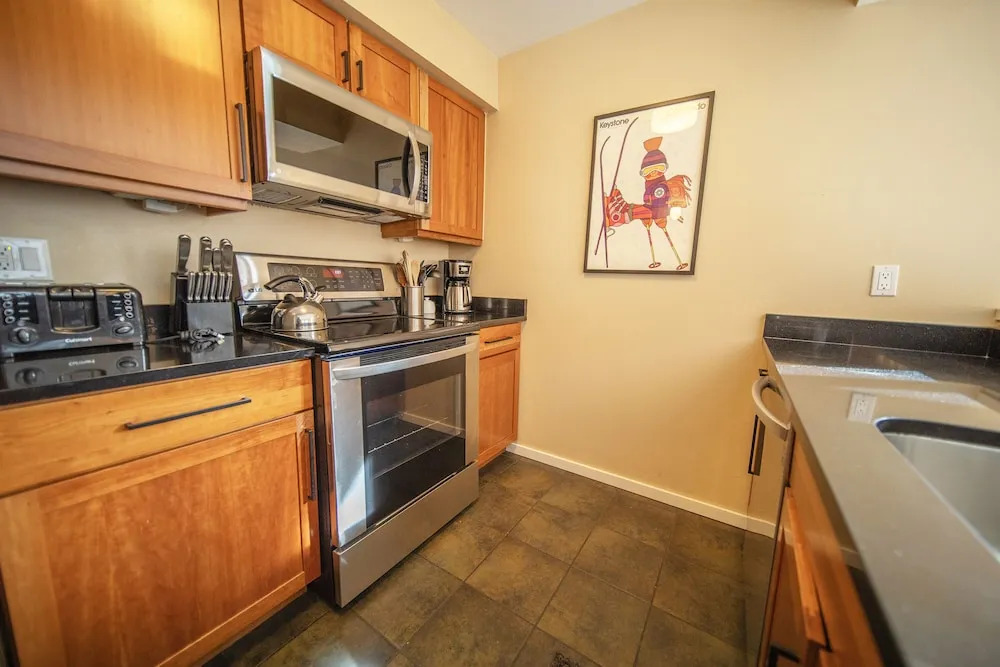 Edgewater 1444