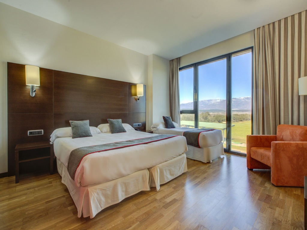 Hospedium Hotel Valles de Gredos Golf