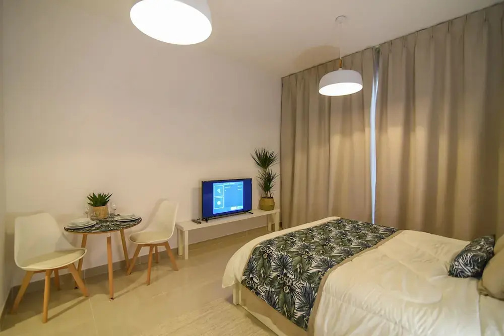 GreenFuture - Contemporary Studio Amidst Top Places in JVC