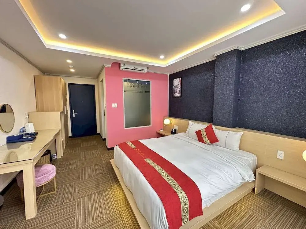 Capital O Saigon Sweet Hotel