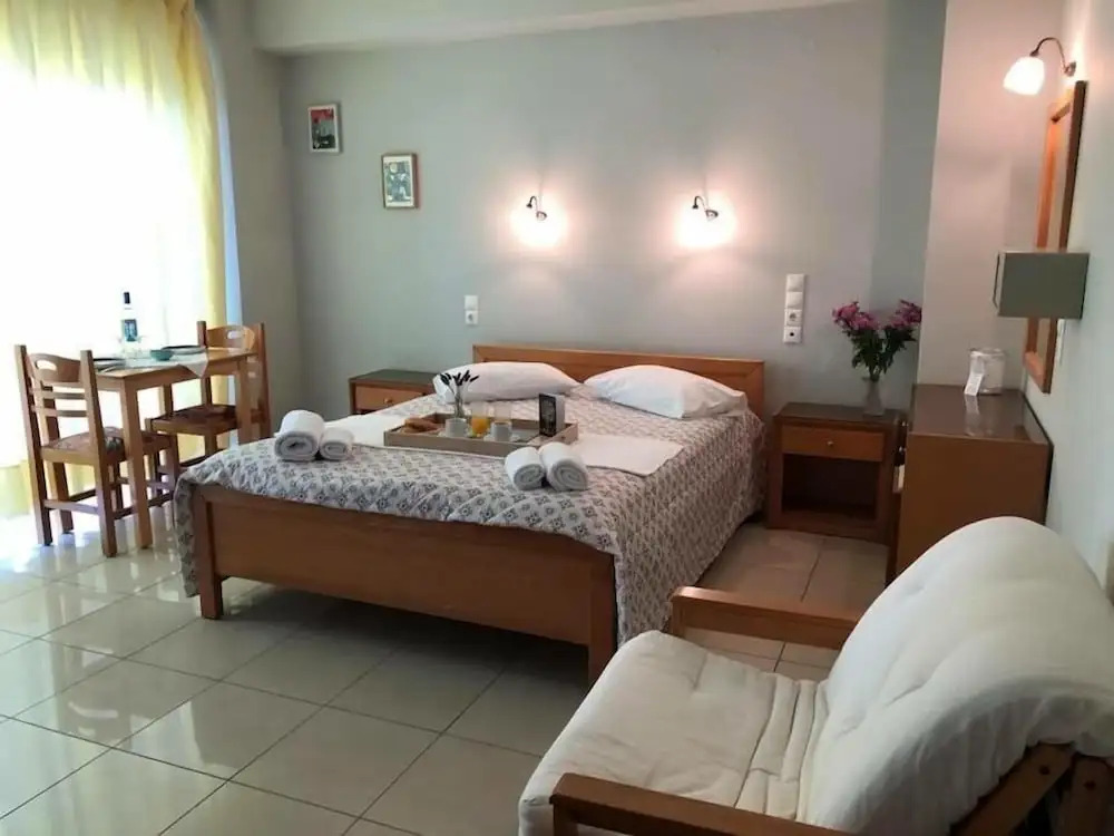 Leonidas Rooms