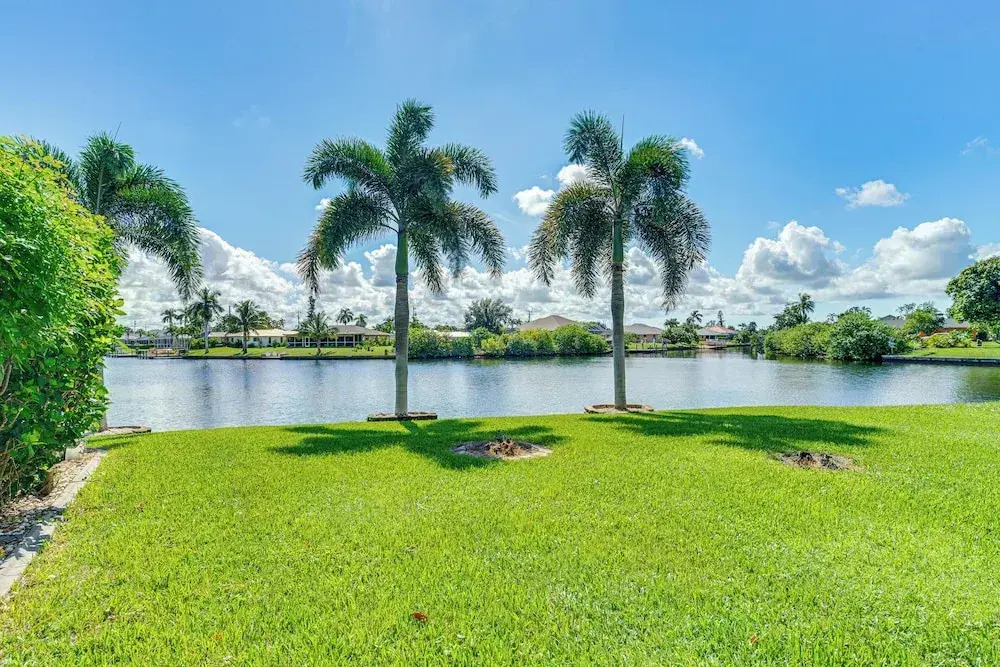 4 Mi to Cape Harbour Fun! Canal-front Oasis