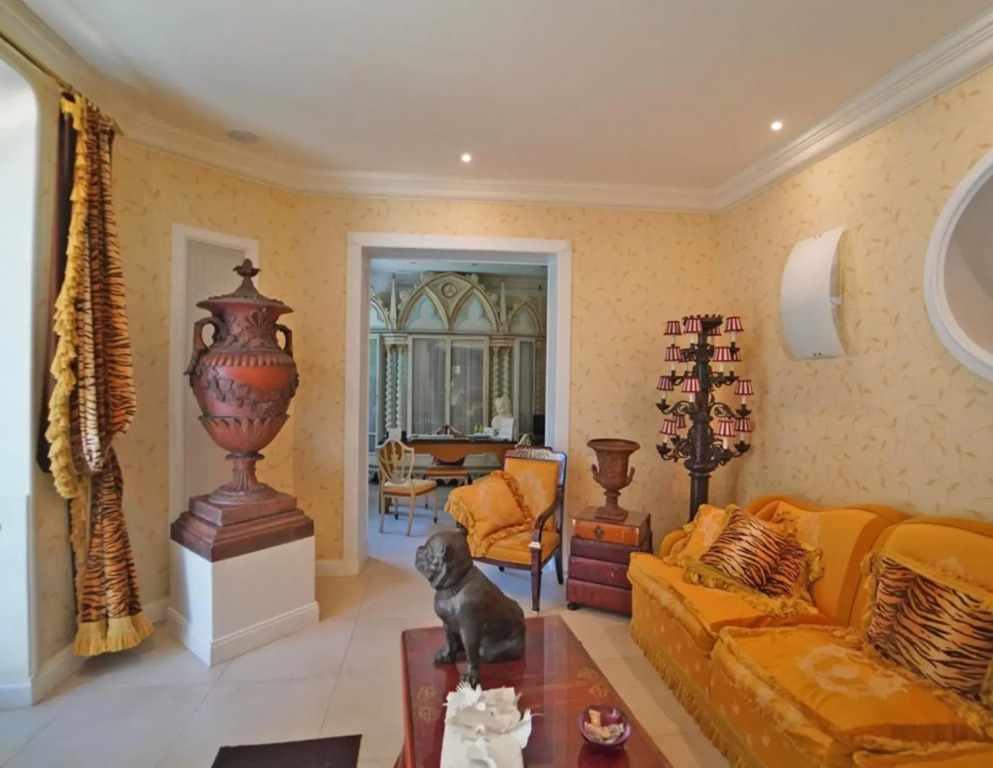 Villa Byron