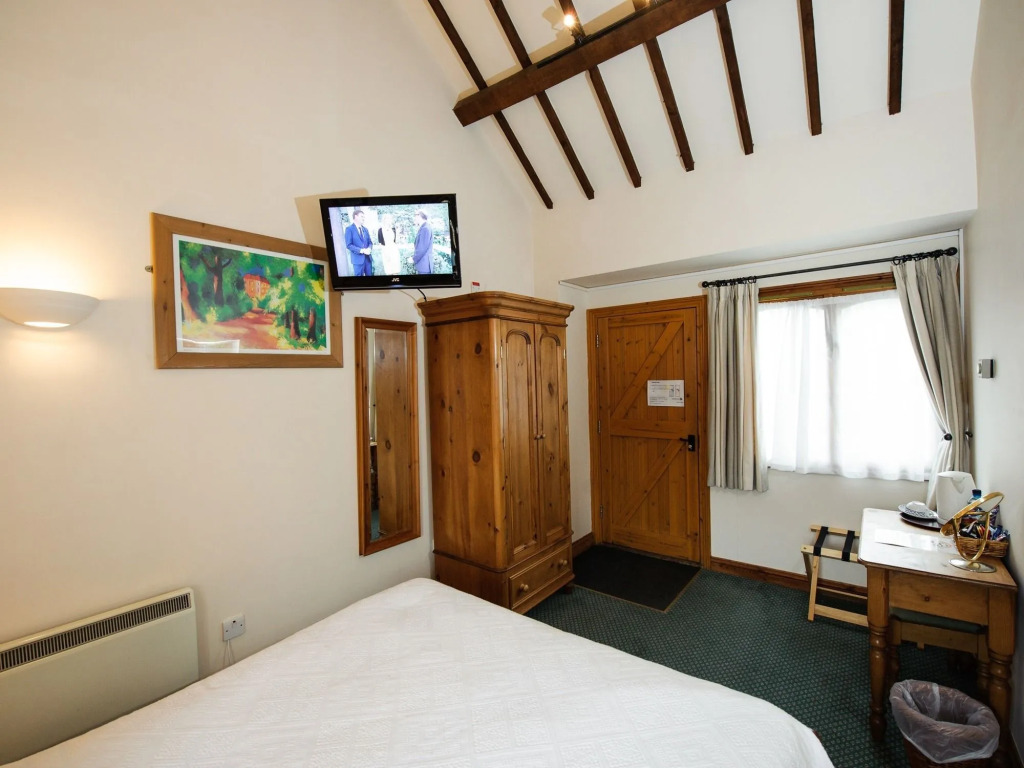 Church Farm Lodge
