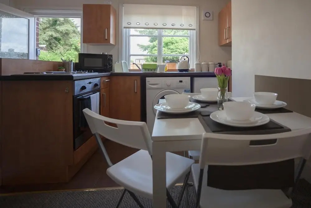 1 Willows Apartment