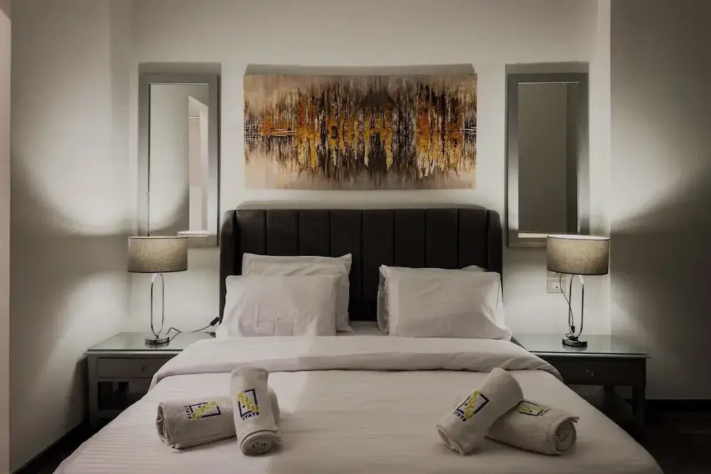 Xuru Stays I Valory - 5 Min to Airport