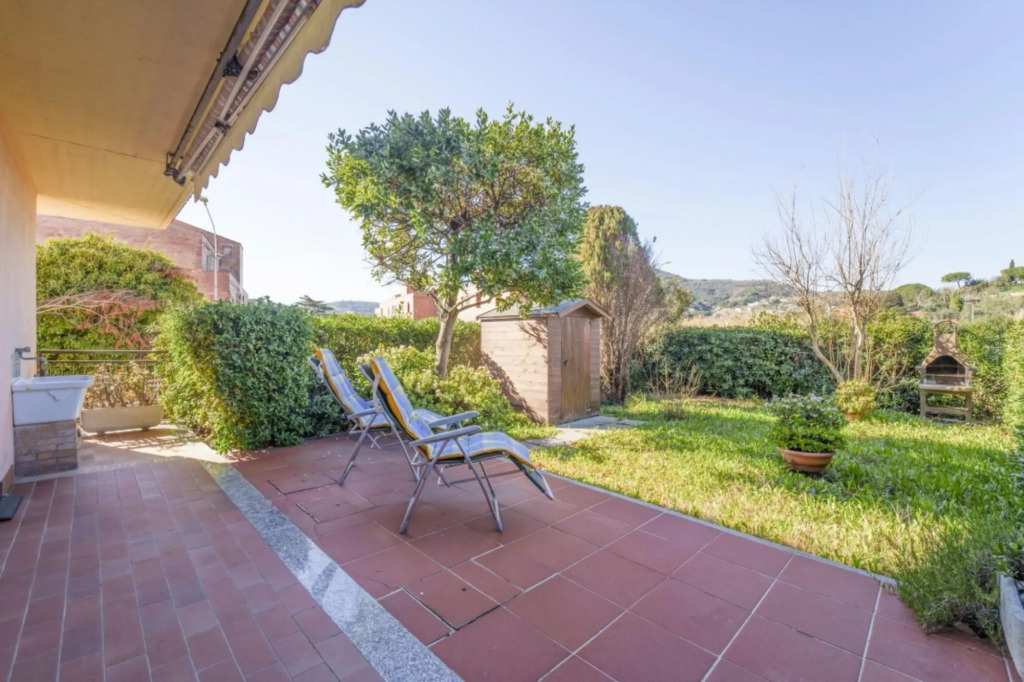Sottobomba apartment with large garden a few steps from beach-BILOCALE SOTTOBOMBA_40676