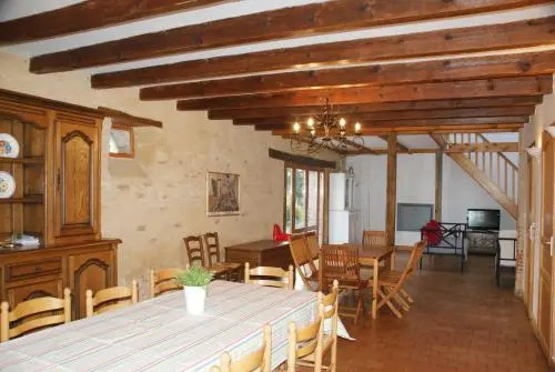 Logis Du Patis Roux