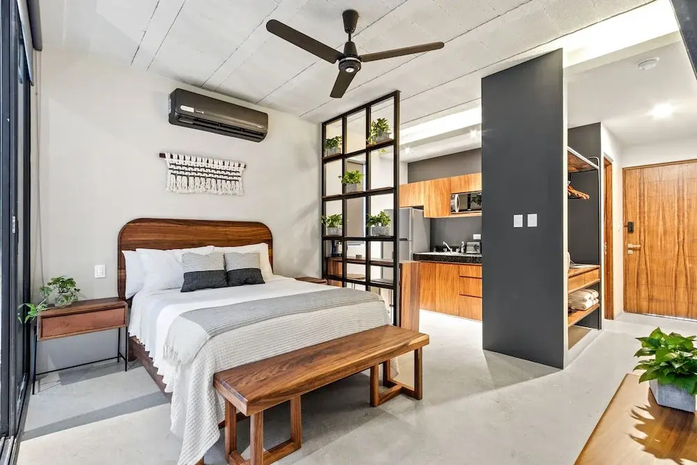 Searena Boutique Condos - Adults Only