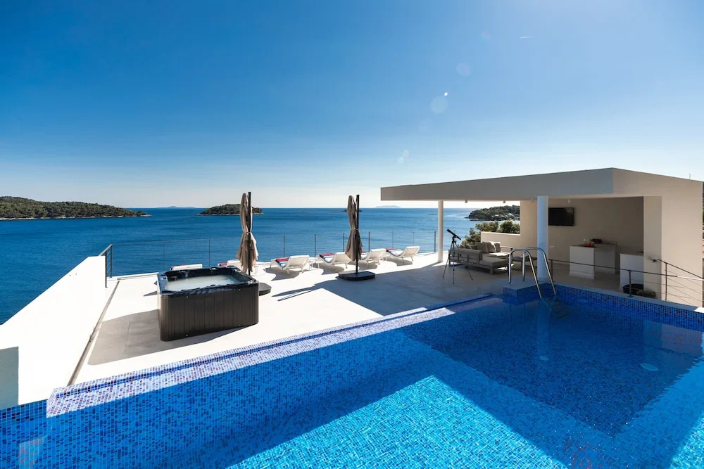 Villa Desire