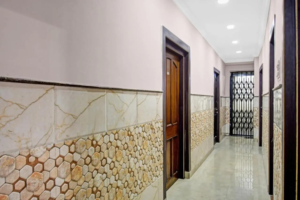 OYO 89475 New Hotel City Of Joy