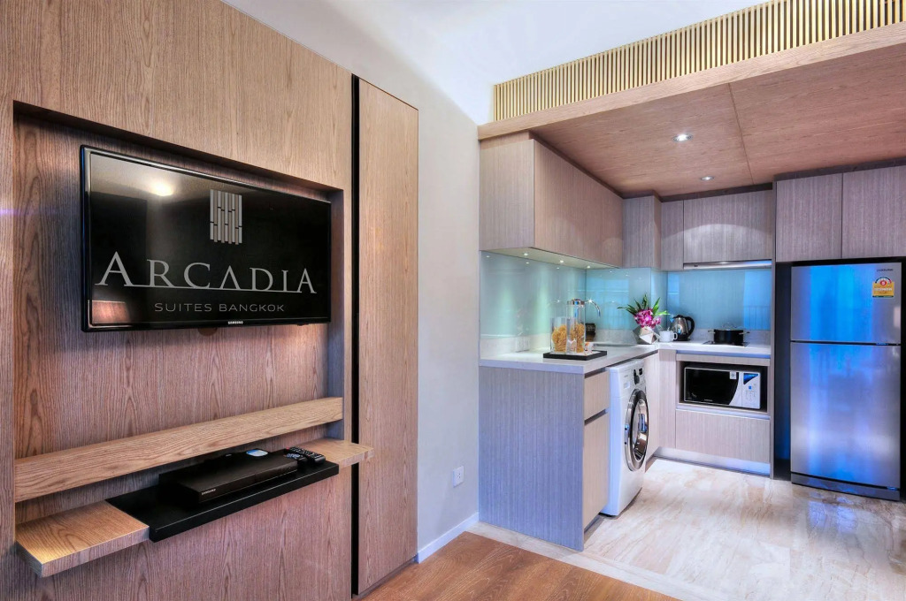 Arcadia Suites Ploenchit Bangkok