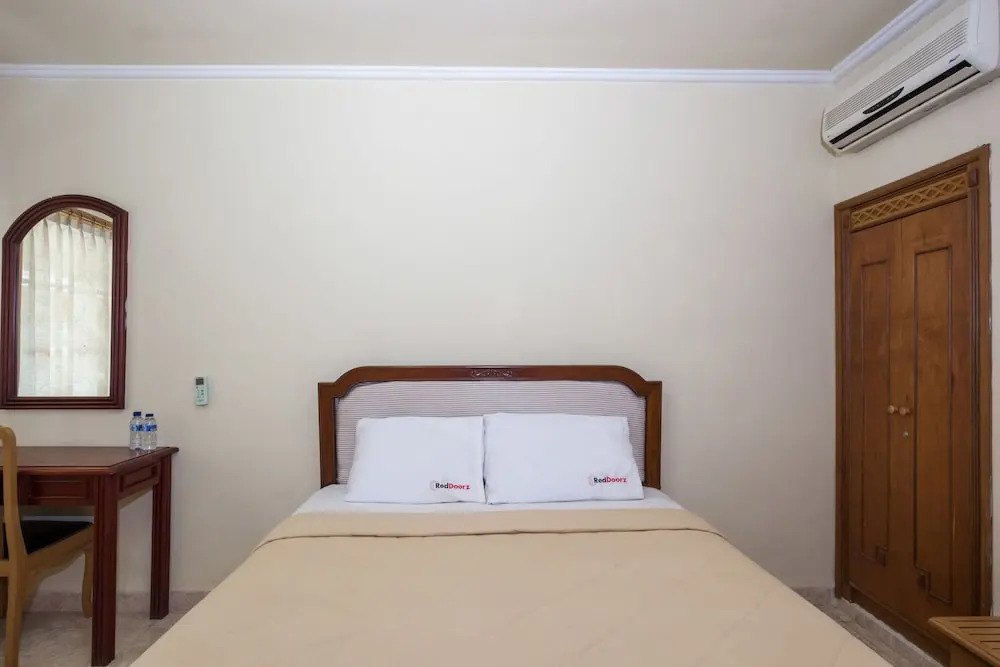 Semawang Beach Hotel