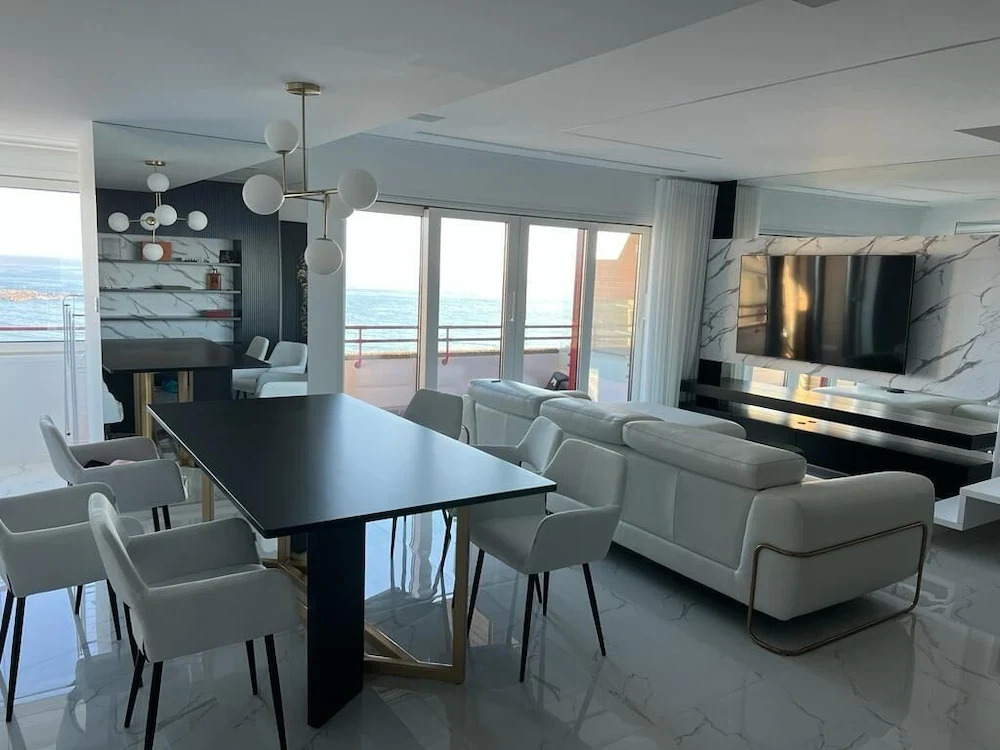 MH by MGM - Premium Sea Views