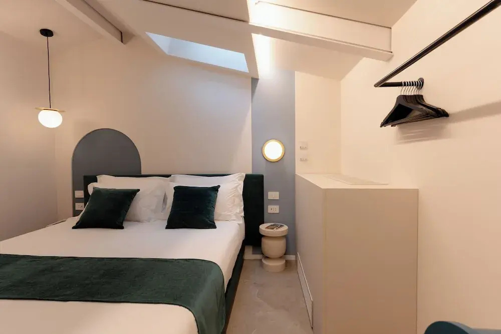 CA DO Guest House