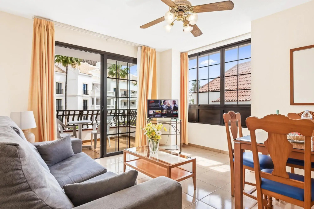 Club Tenerife Apartments