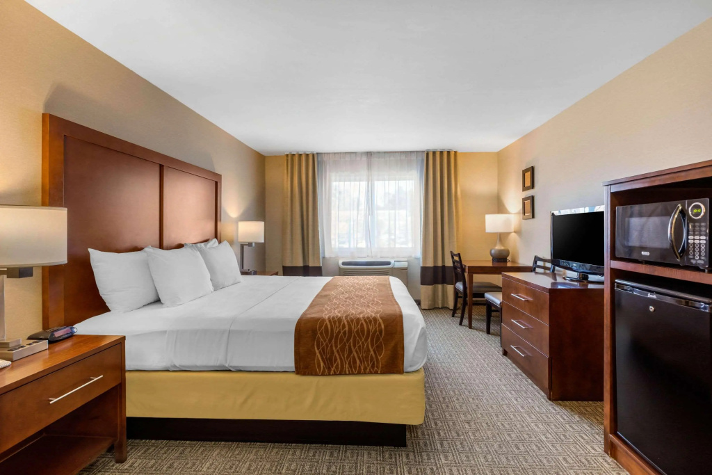 Comfort Inn & Suites Murrieta Temecula Wine Country