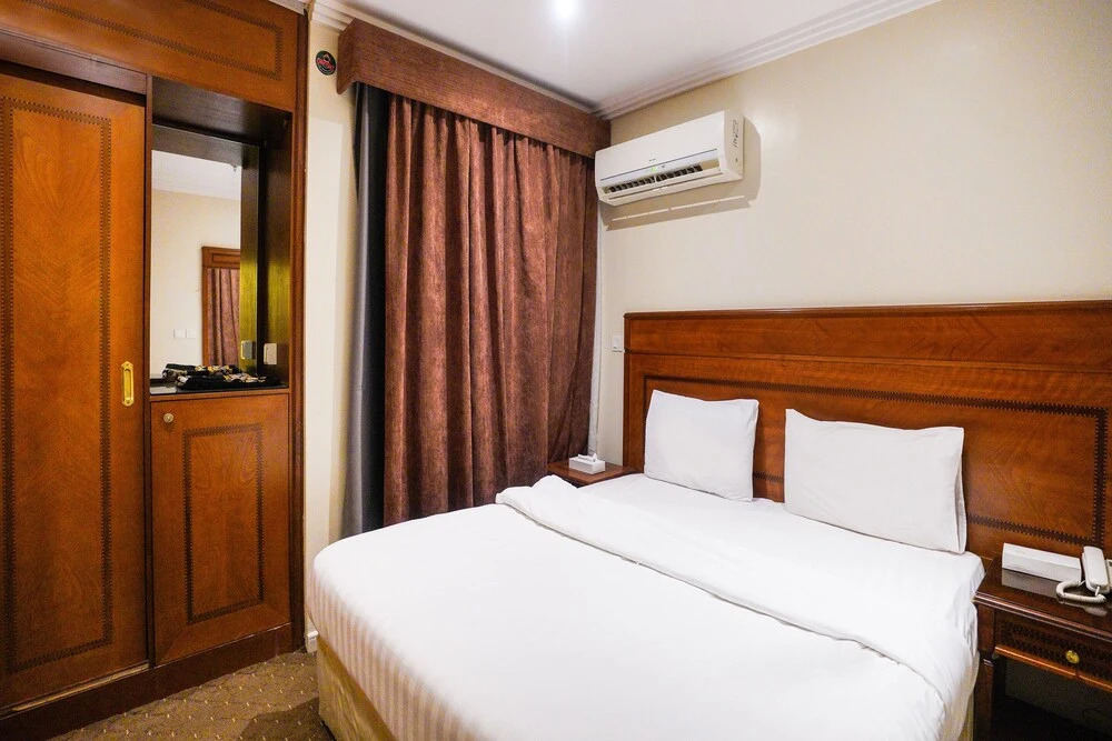 OYO 650 Dhiyafat Dallah Hotel
