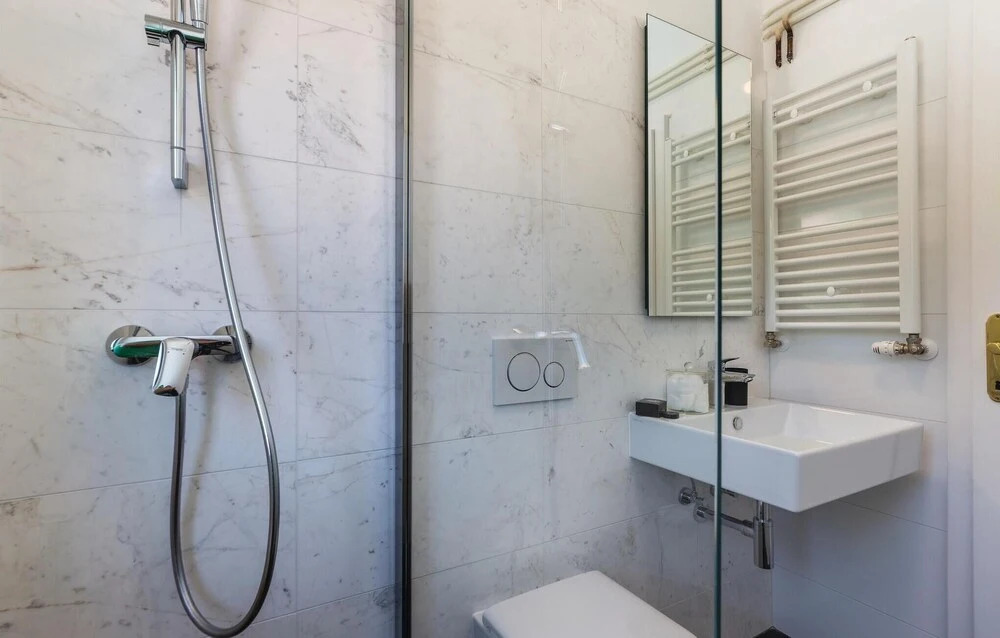 Amazing Apartment in Medulin With 4 Bedrooms, Wifi and Outdoor Swimming Pool